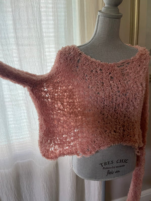 Rose fuzzy sweater S/M